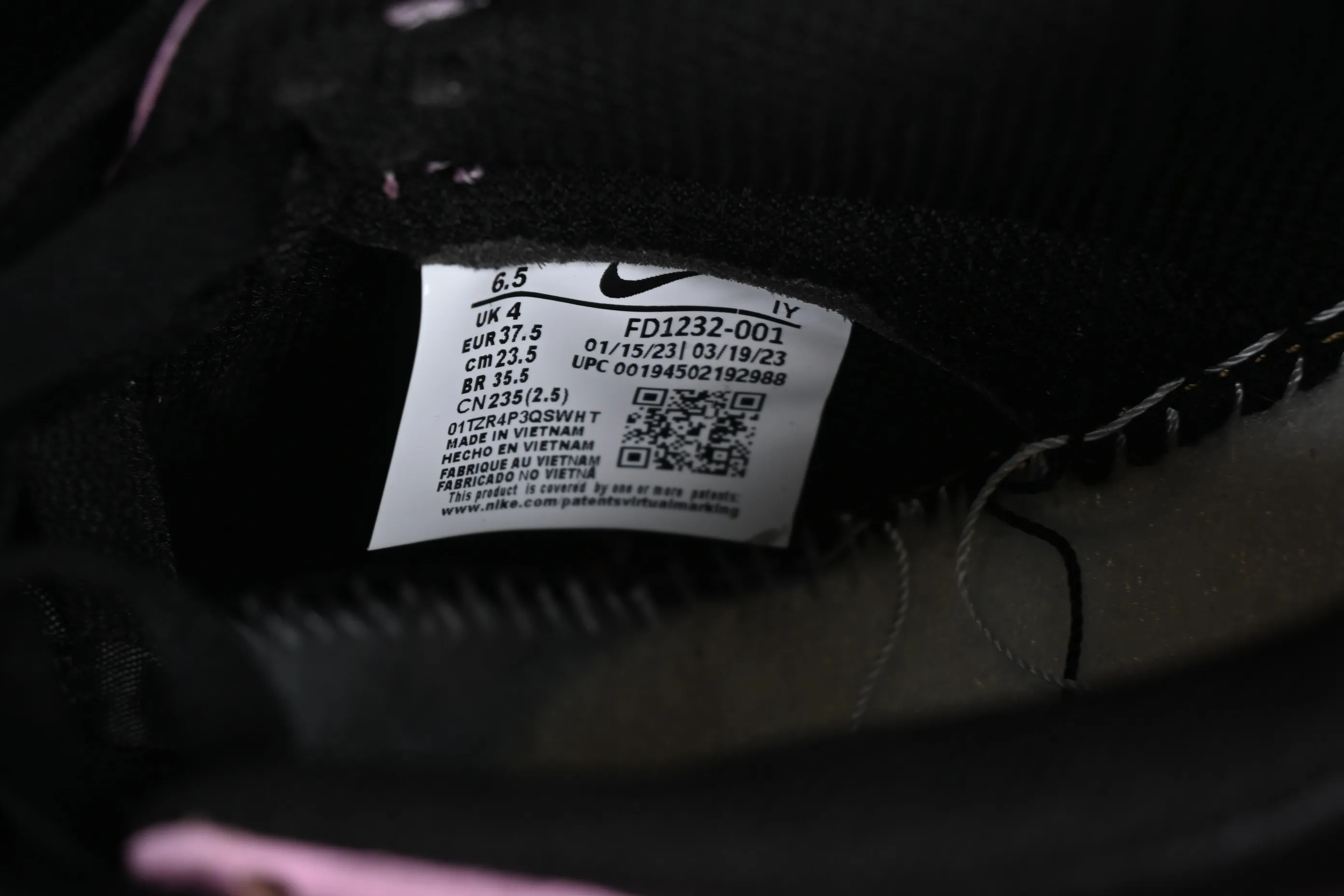All Categories Nk SB Dunk Series Nk SB Dunk Low Low-top Sneakers Nk Dunk Low Bubble Jellyfish Neon Star Millennium Cyber ​​Black Pink SB Strap Low-top Casual Sneakers FD1232-001